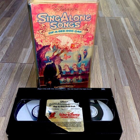 Disney Sing Along Songs Zip-A-Dee-Doo-Dah VHS Tape vintage nostalgia display 90s - Picture 1 of 8